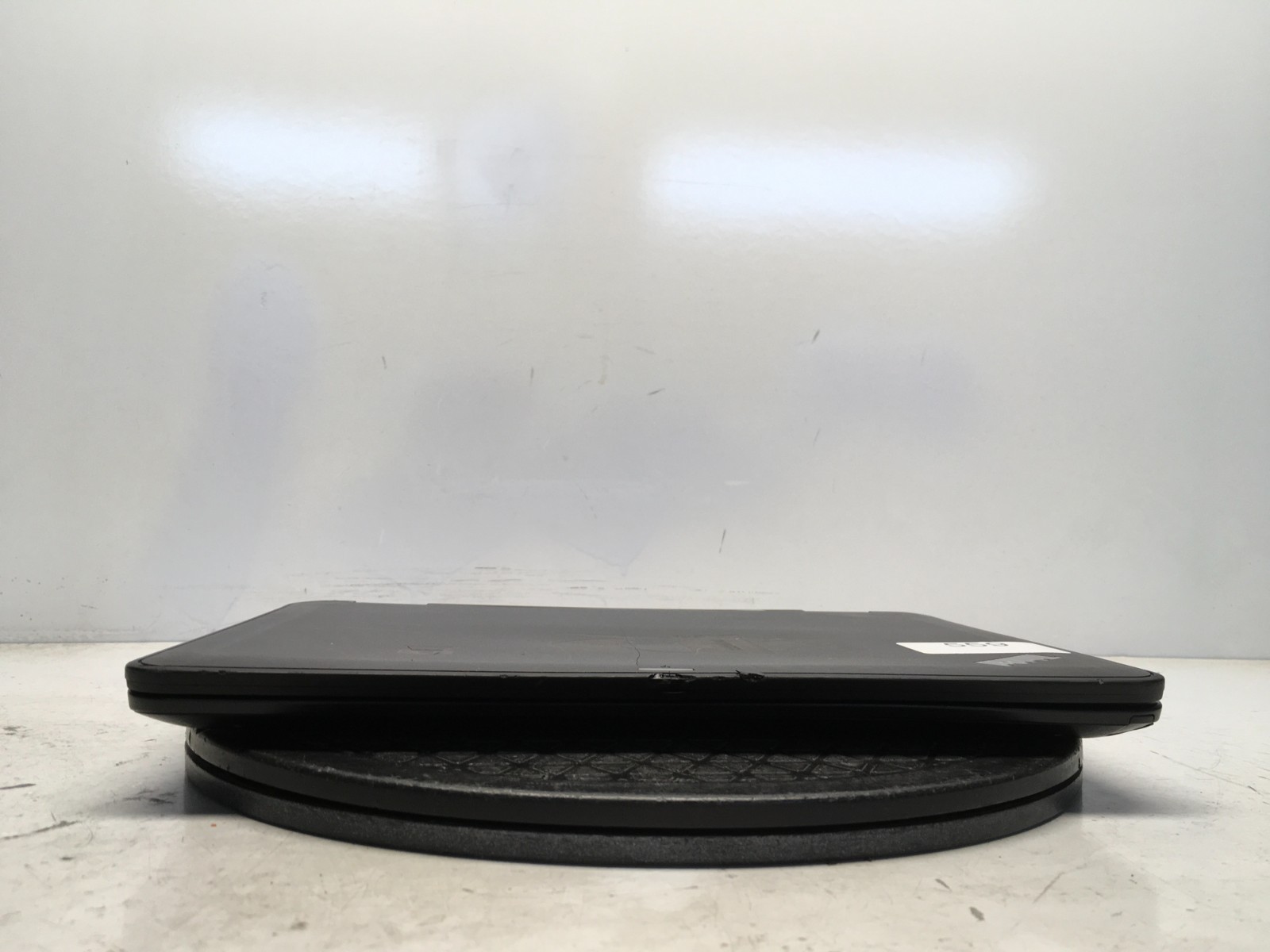 Lenovo ThinkPad 11E Intel Celeron N3450 1.1GHz 8 GB NO HDD – BIOS LOCKED