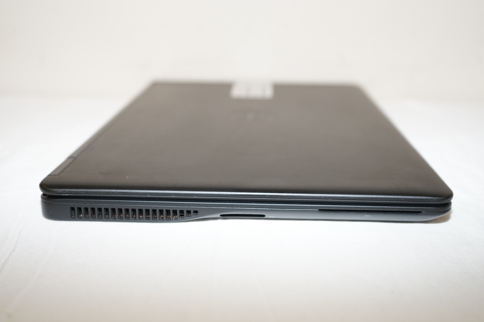 ^ Dell Latitude E7450 14″ Intel i7-5600U @ 2.60GHz 4GB Ram No HD #C1668