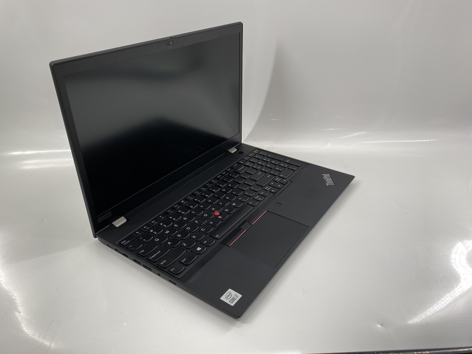Lenovo ThinkPad P15s Core i7 | NVIDIA Quadro P520 | 32GB 1TB-SSD | Read*