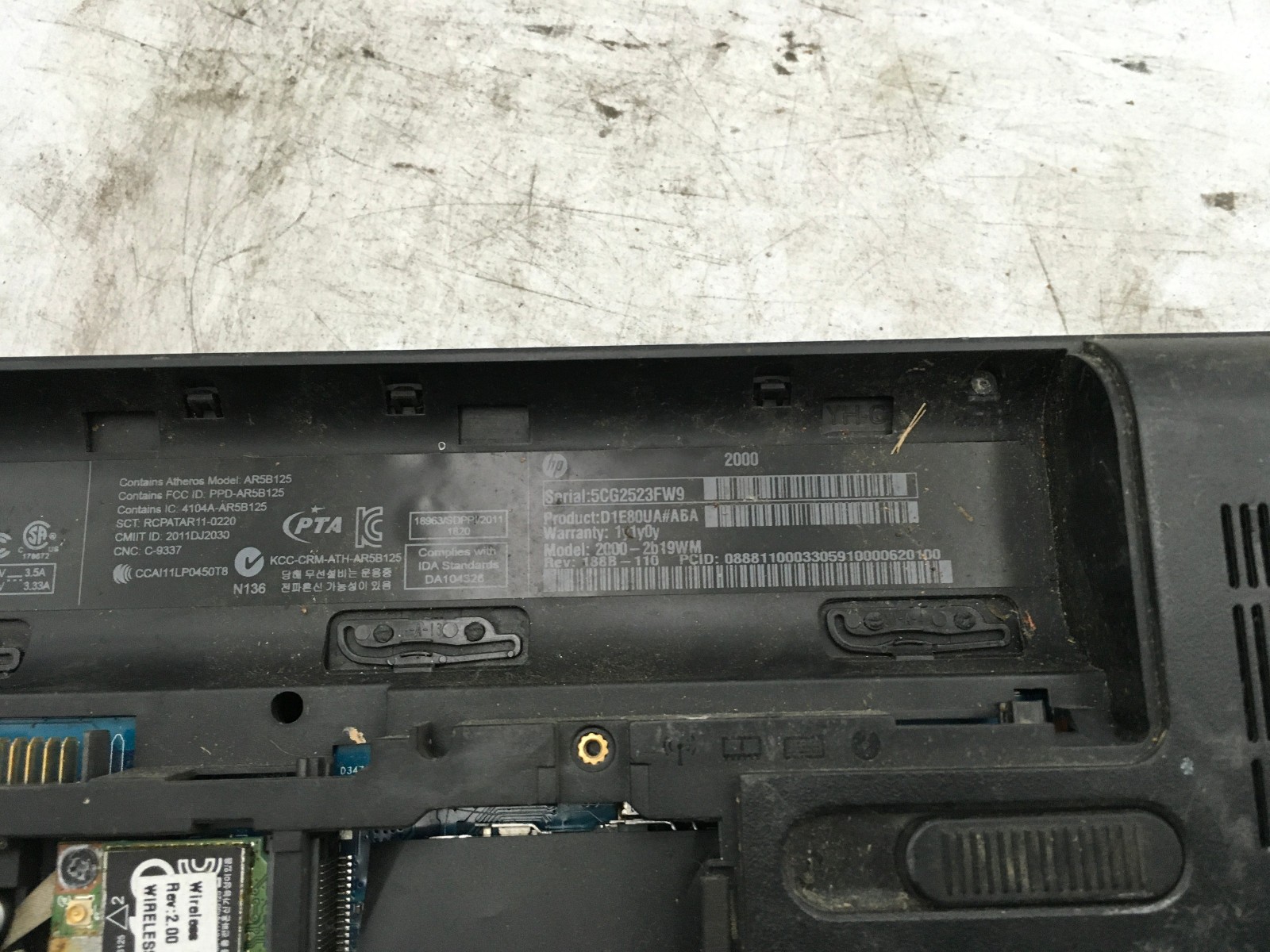 HP 2000-2B19WM – FOR PARTS/REPAIR – AMD E300 – NO RAM – 15″ -READ DESCRIPTION-BB