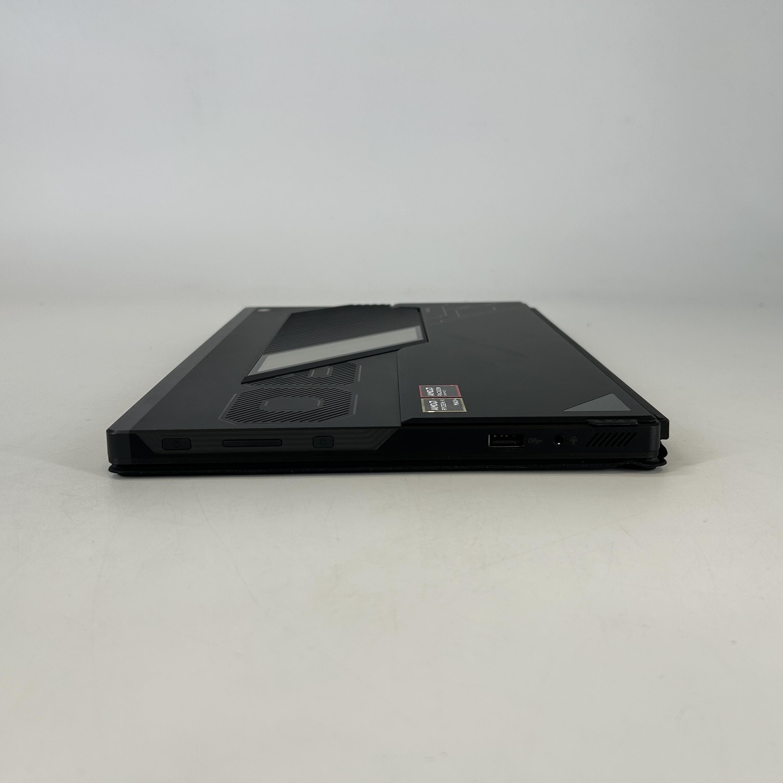 Asus ROG Flow Z13 GZ302 13.4 QHD+ TOUCH 3.0GHz RYZEN AI MAX+ 395 32GB 1TB SSD