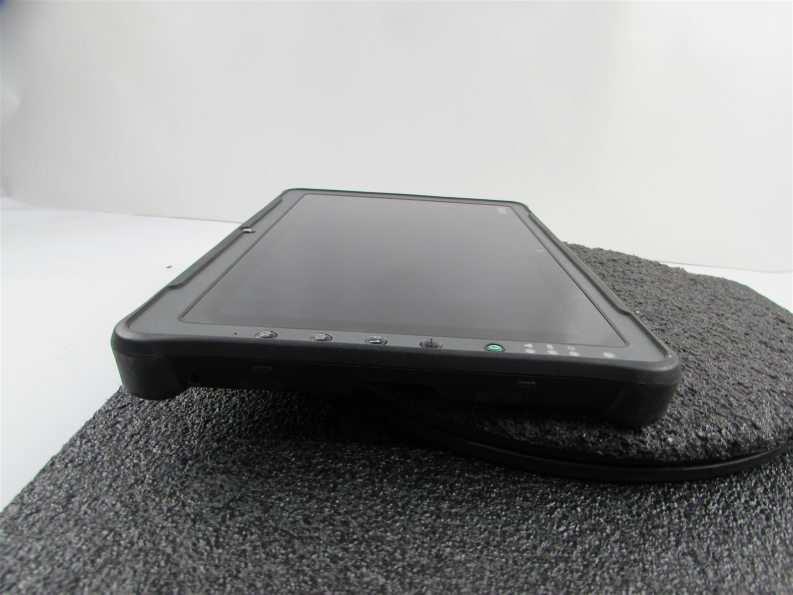 GETAC RUGGED TABLET F110 (G4) 1920X1080 FHD I5-7200U 128GB SSD 8GB RAM NO O.S