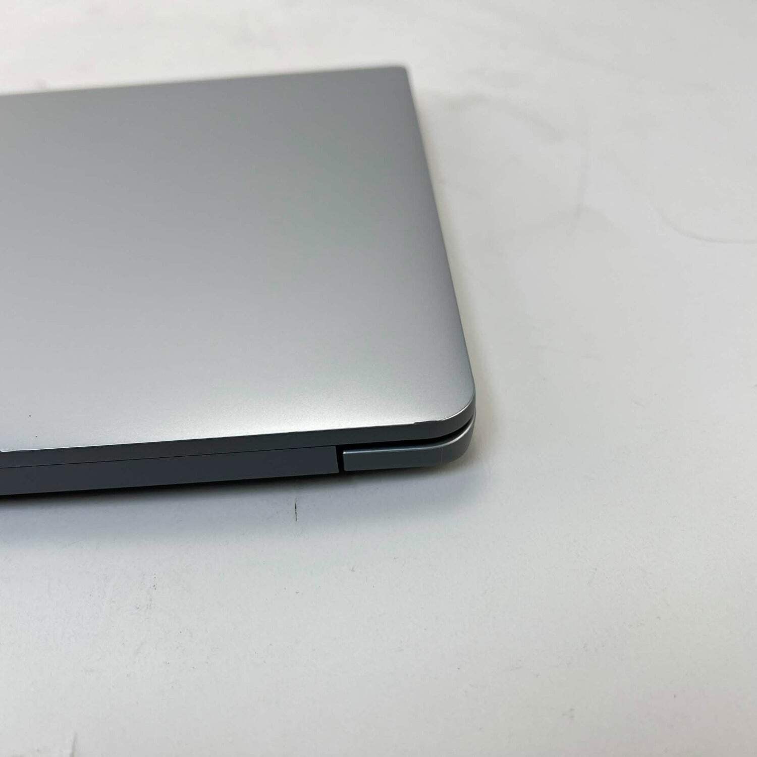 Lenovo ideapad 1i 15IAU7 15.6″ i3-1215U 1.2GHz 8GB RAM 256GB SSD