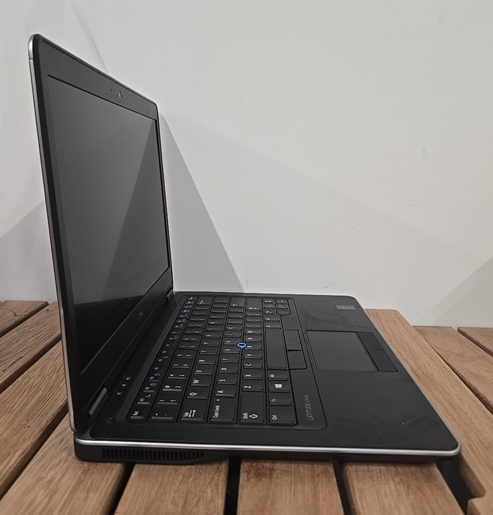 DELL LATITUDE E7440 – FOR PARTS/REPAIR – INTEL I3 4TH GEN – PARTS ONLY
