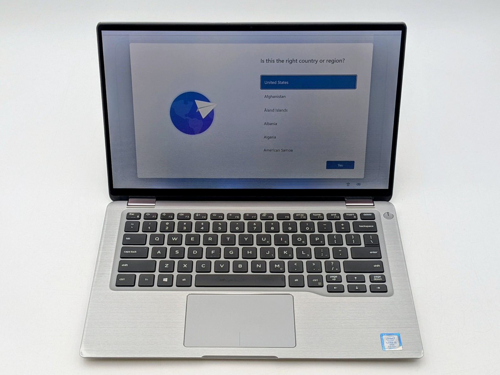 Dell Latitude 7400 2-in-1 14″ FHD Touch I5-8365U 1TB SSD 8GB W11P Backlit