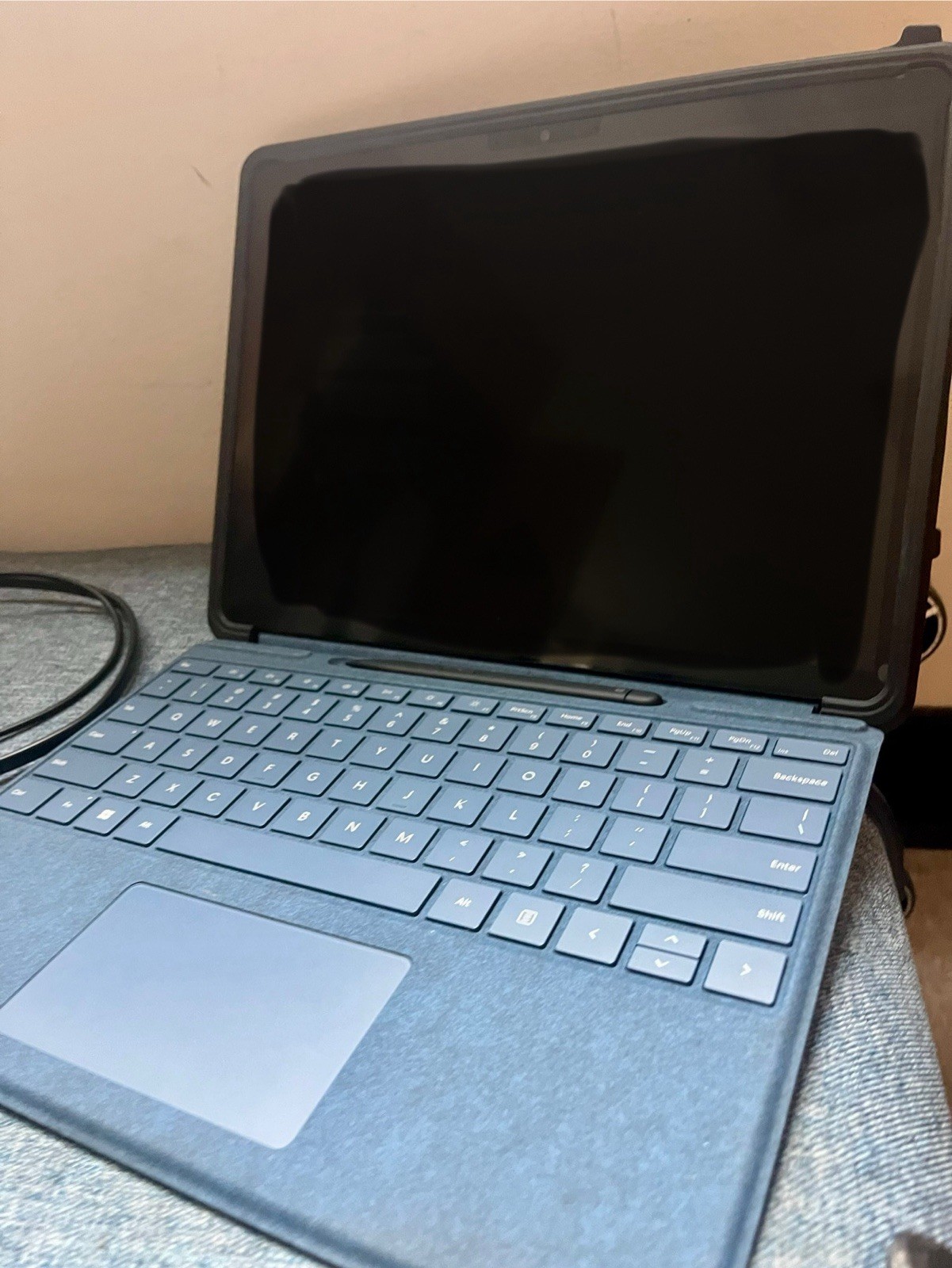 Surface Pro 9 – Graphite, 12th Gen Intel® Core™ i7, WiFi, 16GB RAM,512GB SSD