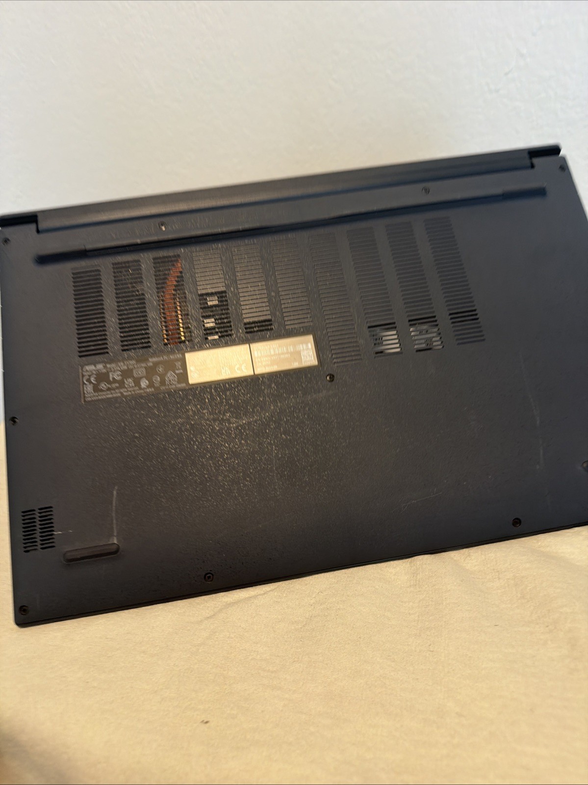 ASUS Vivobook 17 F1704V 17.3″ i5-120U 1.4GHz 8GB 512GB SSD Windows 11 Home