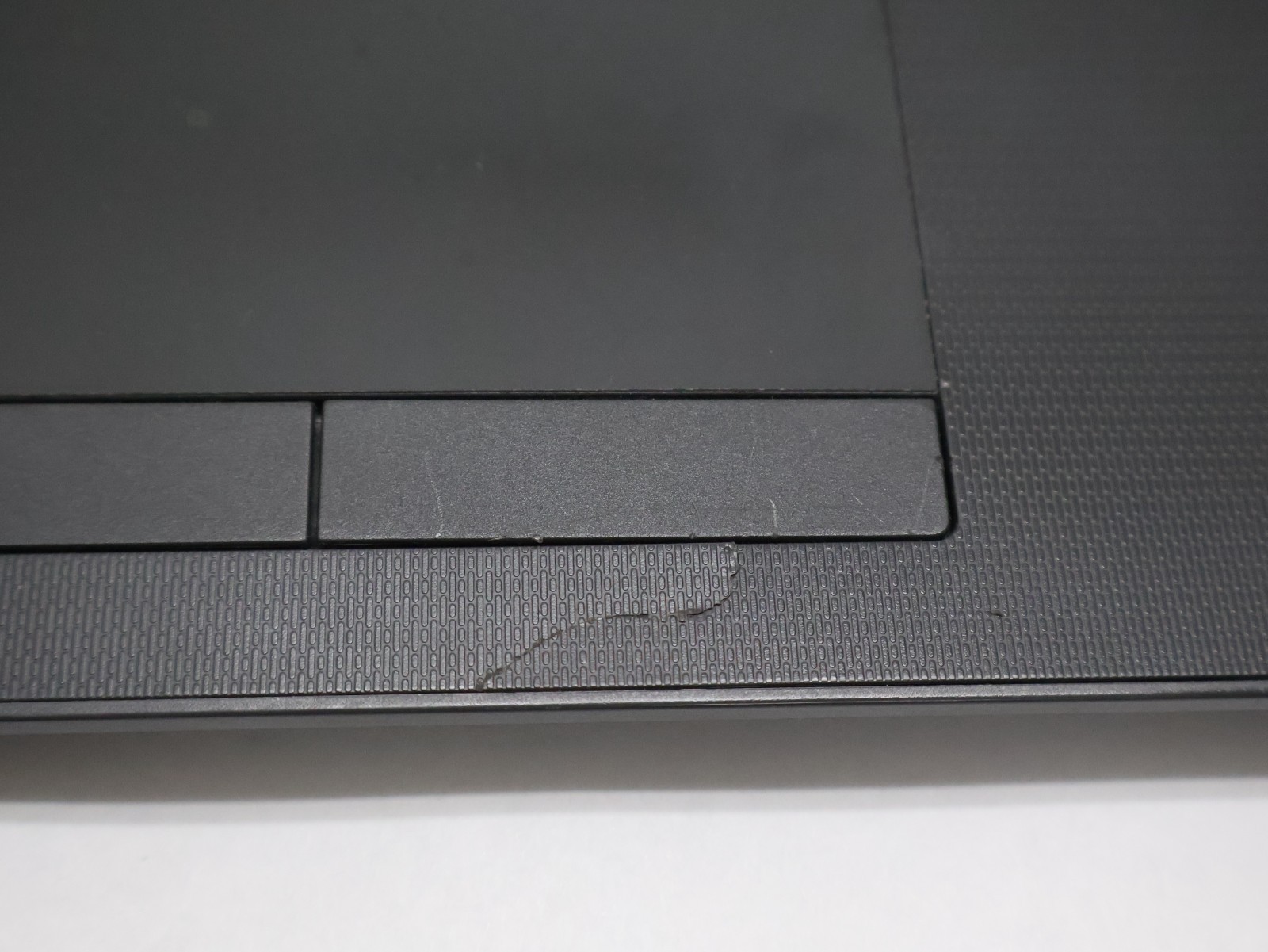 HP Notebook 255 G7 AMD A4-9125 Radeon R3 2.30Ghz 4GB 120GB NO BATTERY/WORN