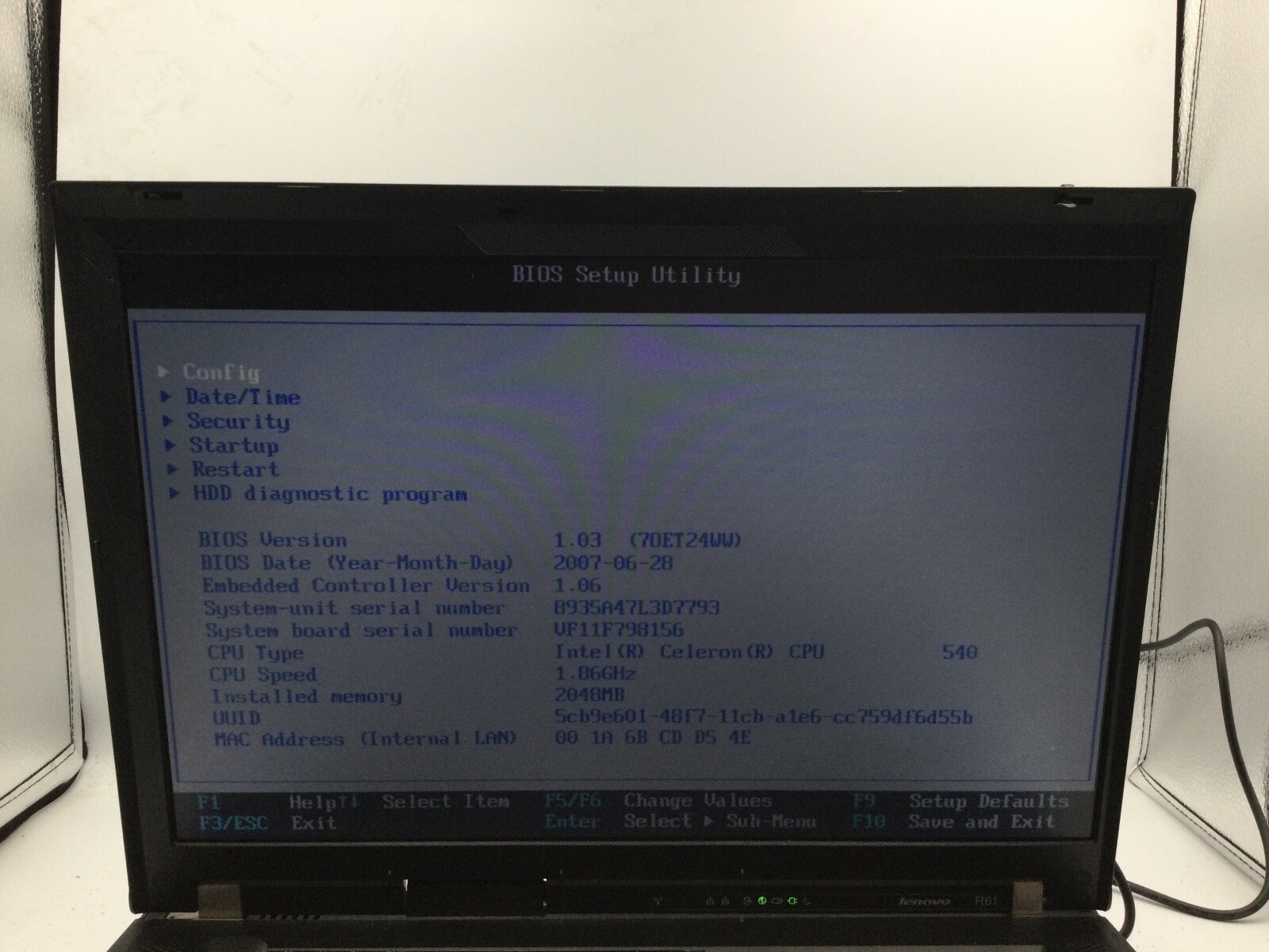 LENOVO THINKPAD R61 – BOOTS TO BIOS – INTEL CELERON – NO RAM – 16″ – READ – BB!