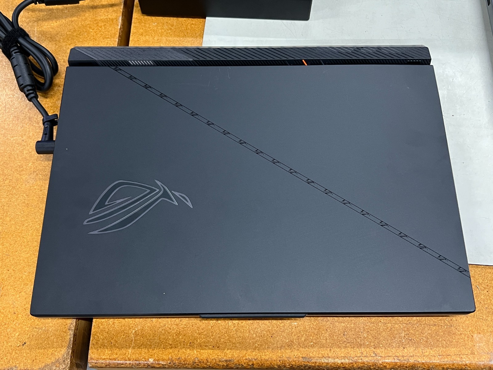 ASUS ROG Strix Scar 16″ QHD 144hz i9-13980HX 32GB RTX 4090 G634JY-XS97