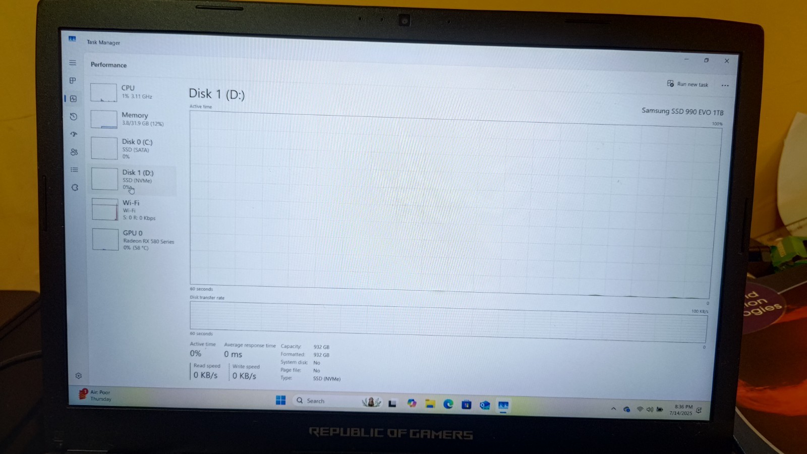 ASUS ROG Strix GL702ZC 17.3” (2T + 1T, AMD Ryzen 7, 3.70GHz, 32GB) Laptop