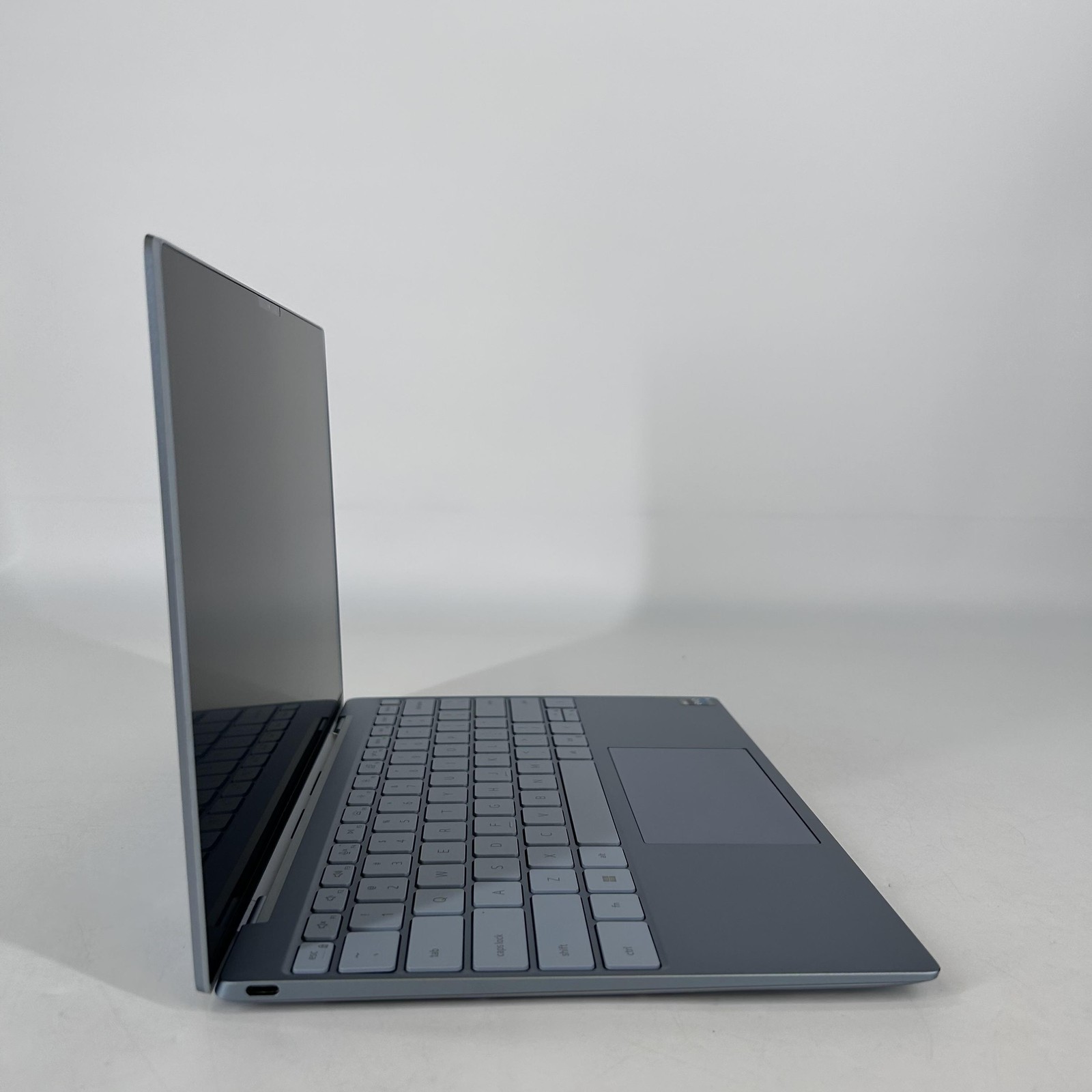 Dell XPS 13 9315 Blue FHD+ 1.0 GHz i5-1230U 8GB RAM 256GB SSD – Bad LCD