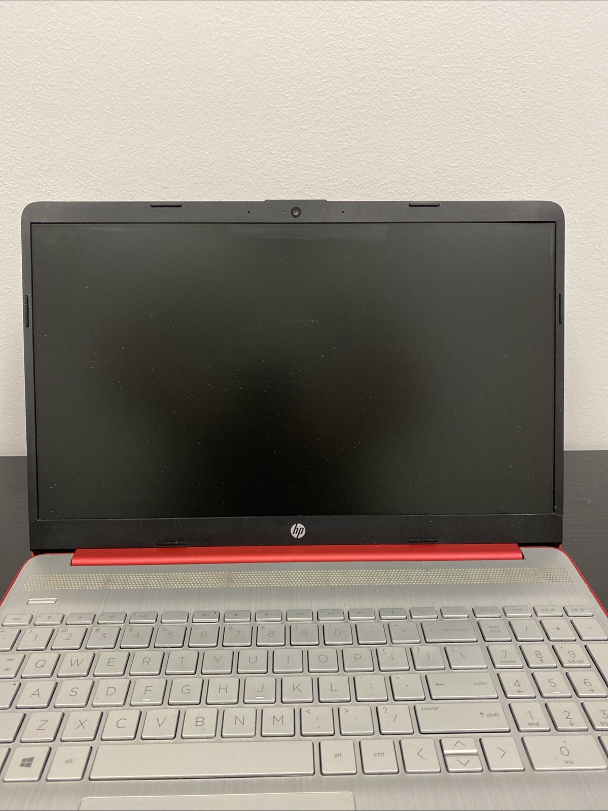 HP 15-DW0083WM 15.6” (128GB SSD Intel Pentium Silver N5030 1.1GHz 4GB RAM)…