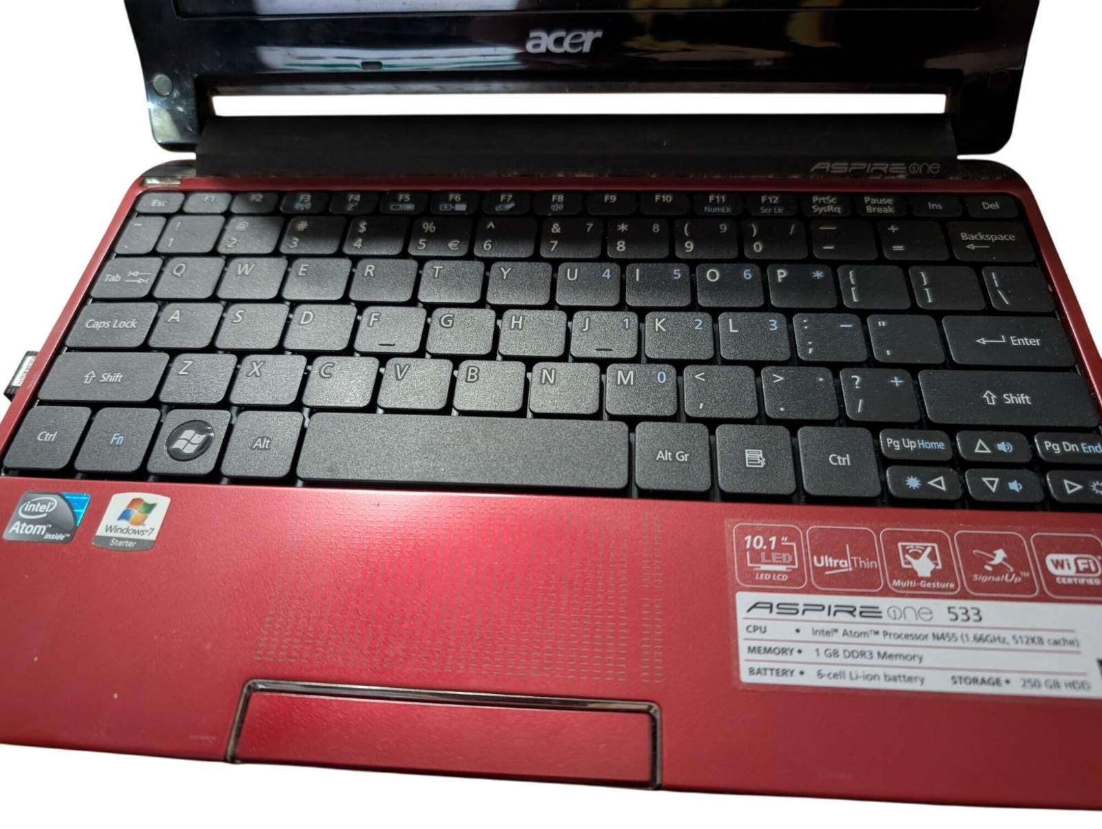 ACER Aspire One 533 Intel Atom 1.83 GHz 10.1 250GB 1GB RAM w/ Manual & Charger