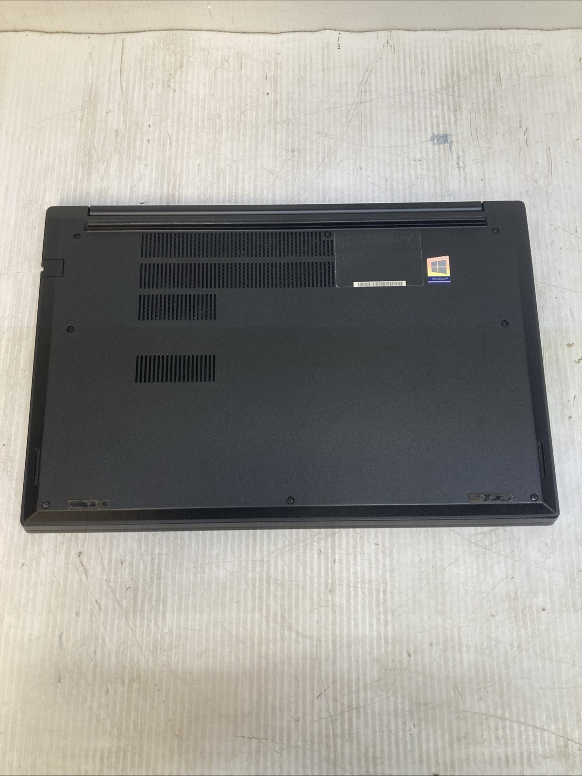 Lenovo THINKPAD E15 unknown CPU FOR PARTS ONLY No Power untested