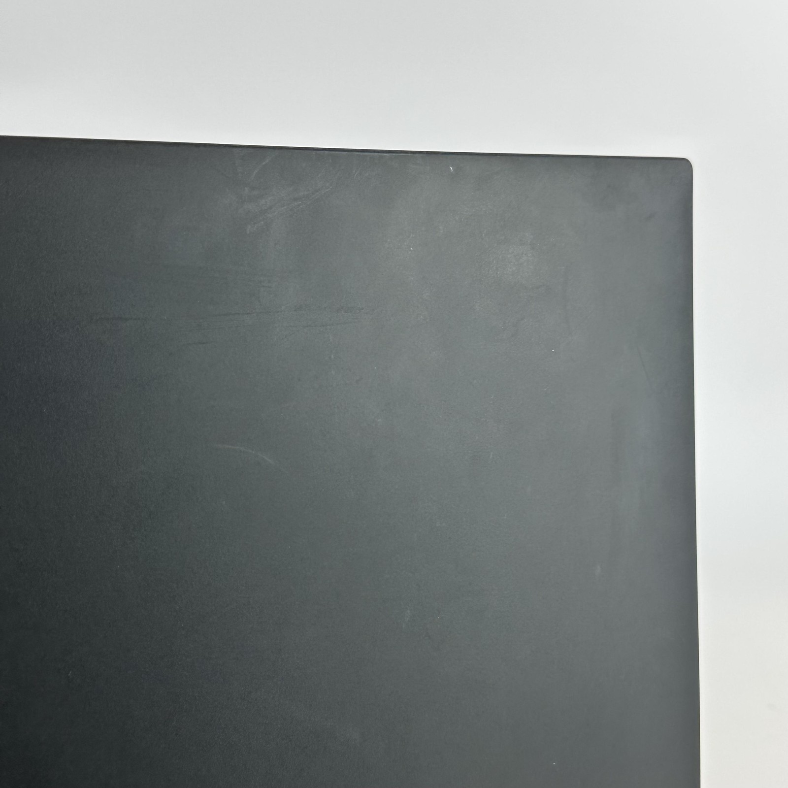 Lenovo ThinkPad T16 Gen 1 16″ FHD+ 2.1 GHz i7-1260P 16GB 512GB SSD Good