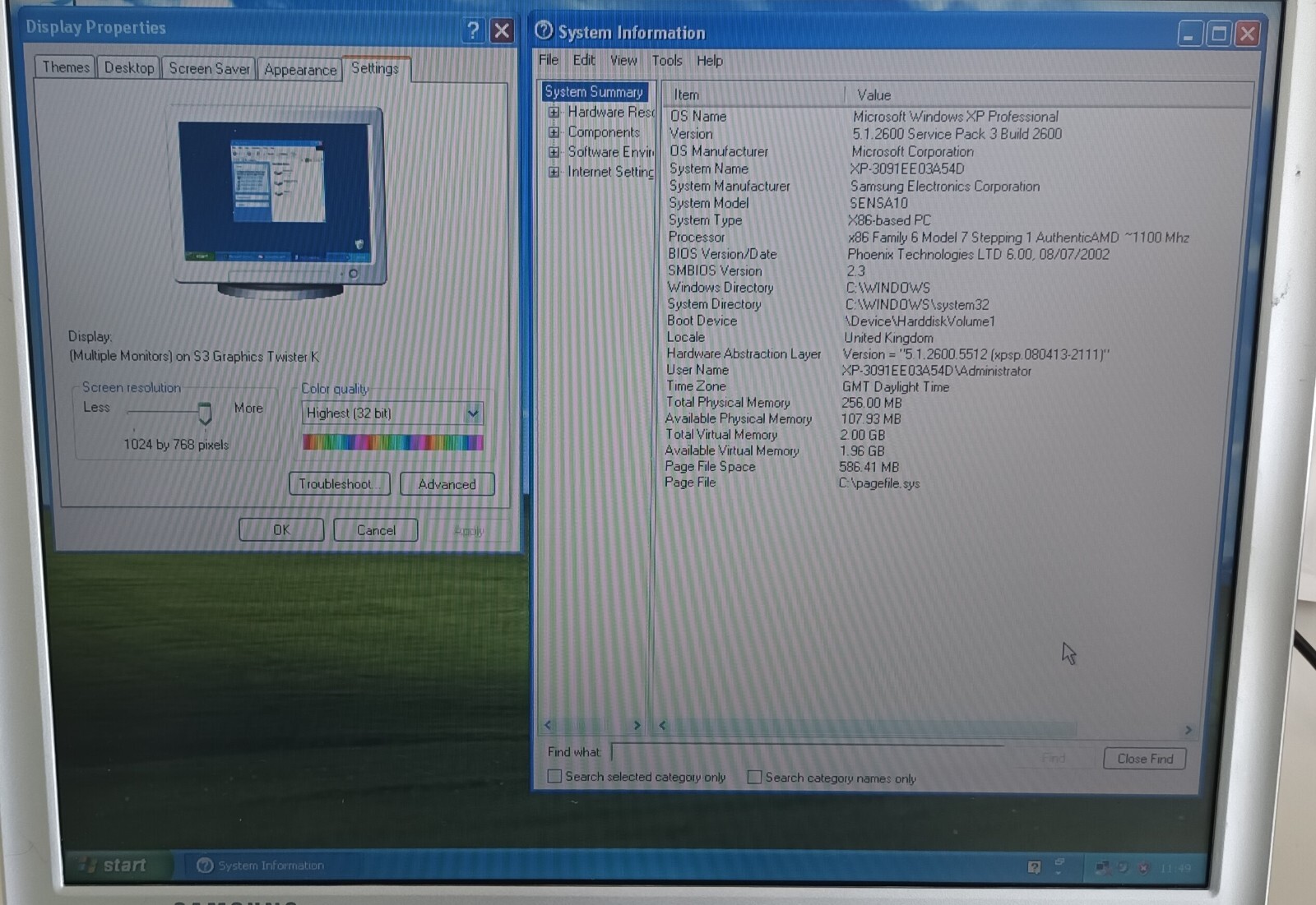 Samsung A10 Laptop 14.1″ 256MB 40GB IDE AMD Duron Windows XP Parallel Floppy CD