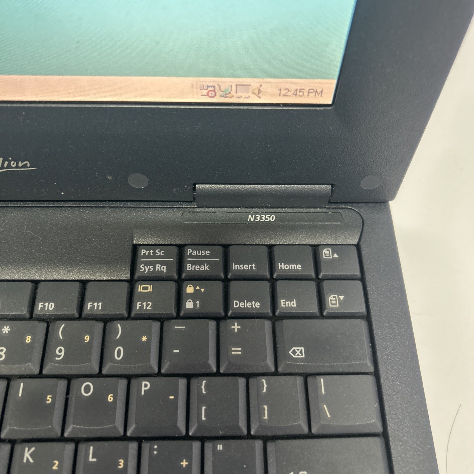 Vintage HP Pavilion N3350 Laptop Windows 98 Working Comes With Power Cord