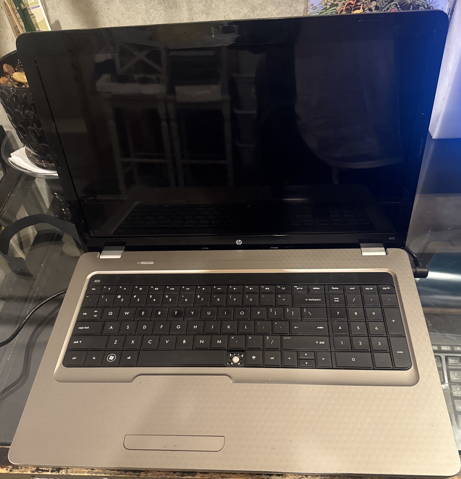 hp Pavilion 17.3 inch Screen g72 laptop