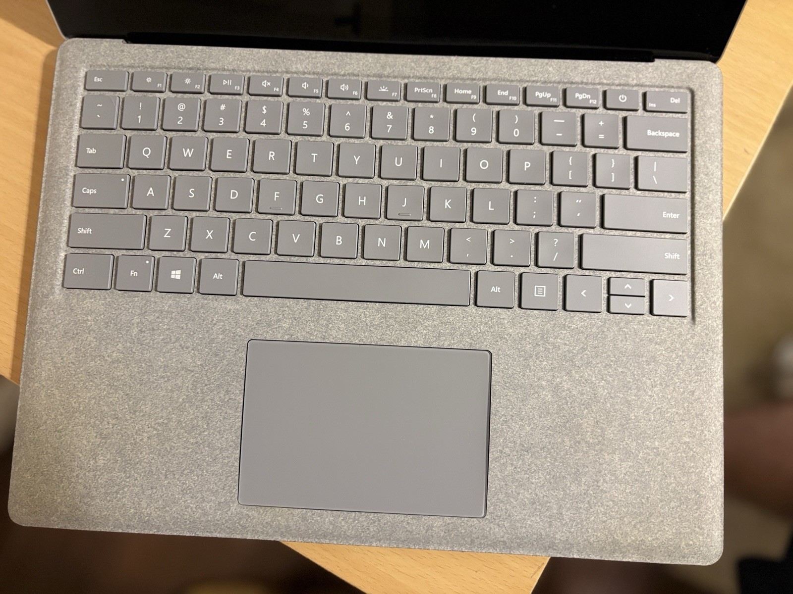 Microsoft Surface Laptop 1769