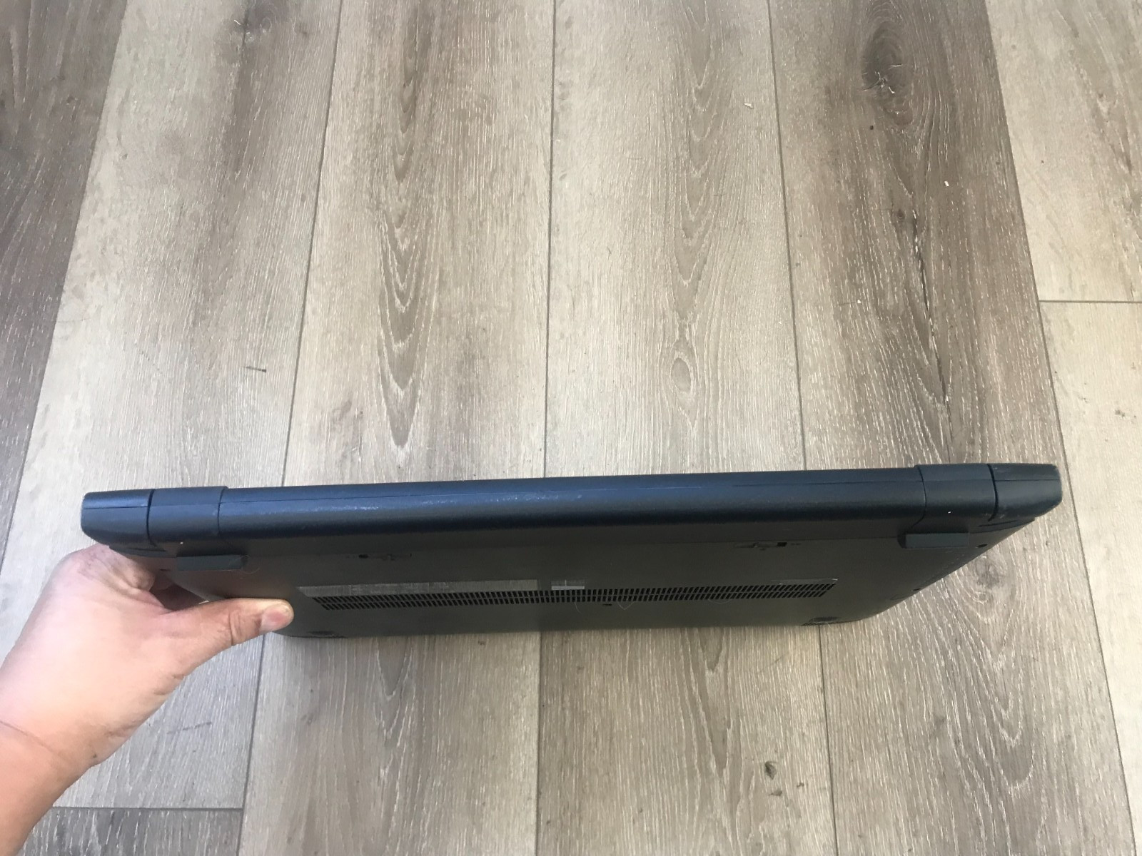 Lenovo IdeaPad Flex 15D 15.6″ AMD E1-2100 AUP 1.00 GHz 4GB 500GB SATA HDD Win 10