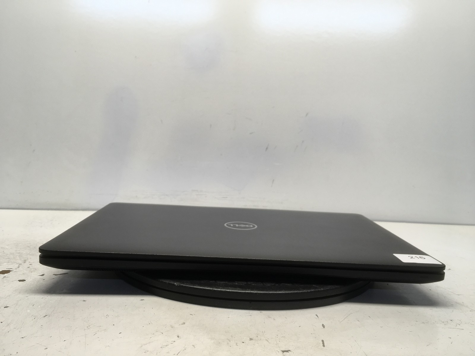 Dell Latitude 3580 Intel i7-7500U 2.7GHz 8 GB NO HDD No Batt