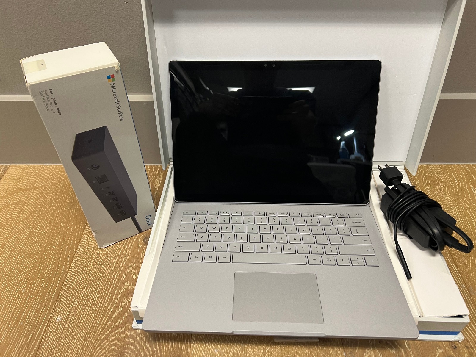*NICE* Win 11 Pro Microsoft SurfaceBook i5 256GB 8GB NVIDIA GPU – Box + Dock