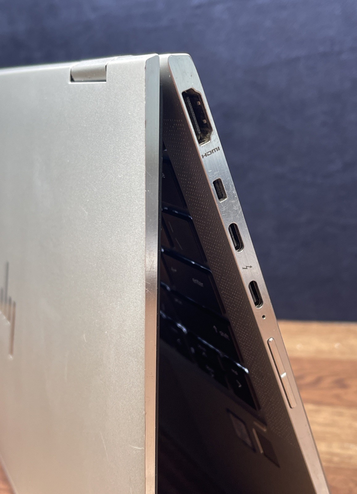 HP EliteBook X360 1030 G4 Core i7-8665U 1.90 GHz 13 in 8GB RAM 256GB SSD NO OS