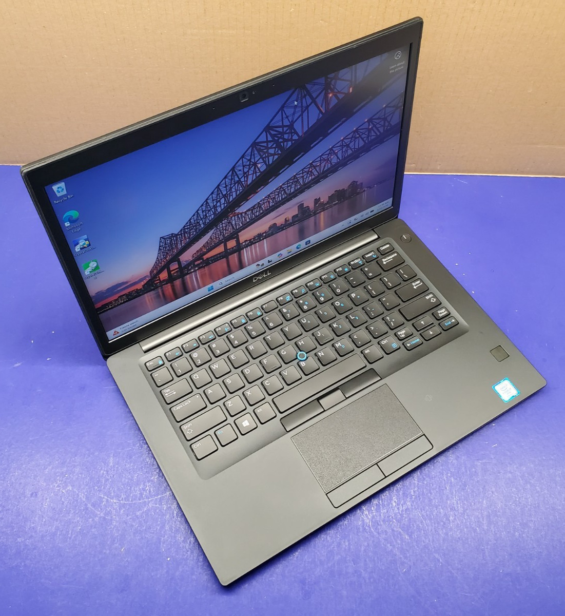 Dell Latitude 7490 Core i7-8650U@1.9GHz 16GBram 512ssd “Professionally Restored”