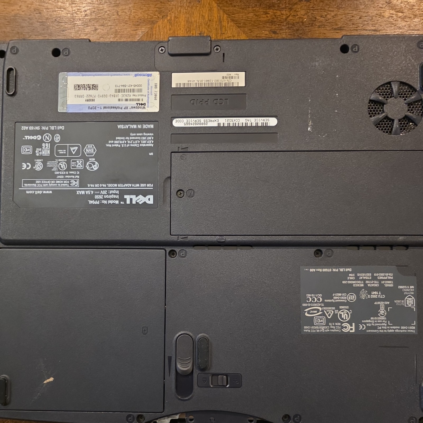 DELL INSPIRON 2650 PP04L LAPTOP *FOR PARTS ONLY*