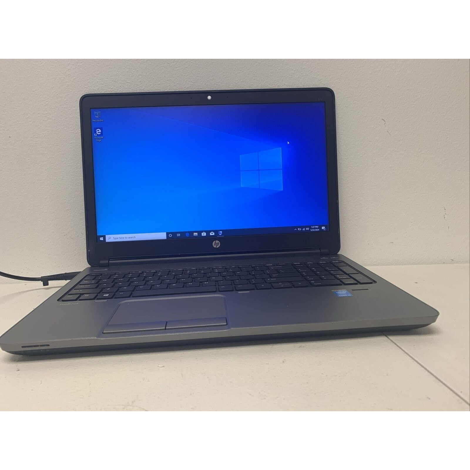 HP ProBook 650 G1 15.6 in 320GB HDD, Intel Core i3 4000M, 2.40 GHz, 8GB RAM
