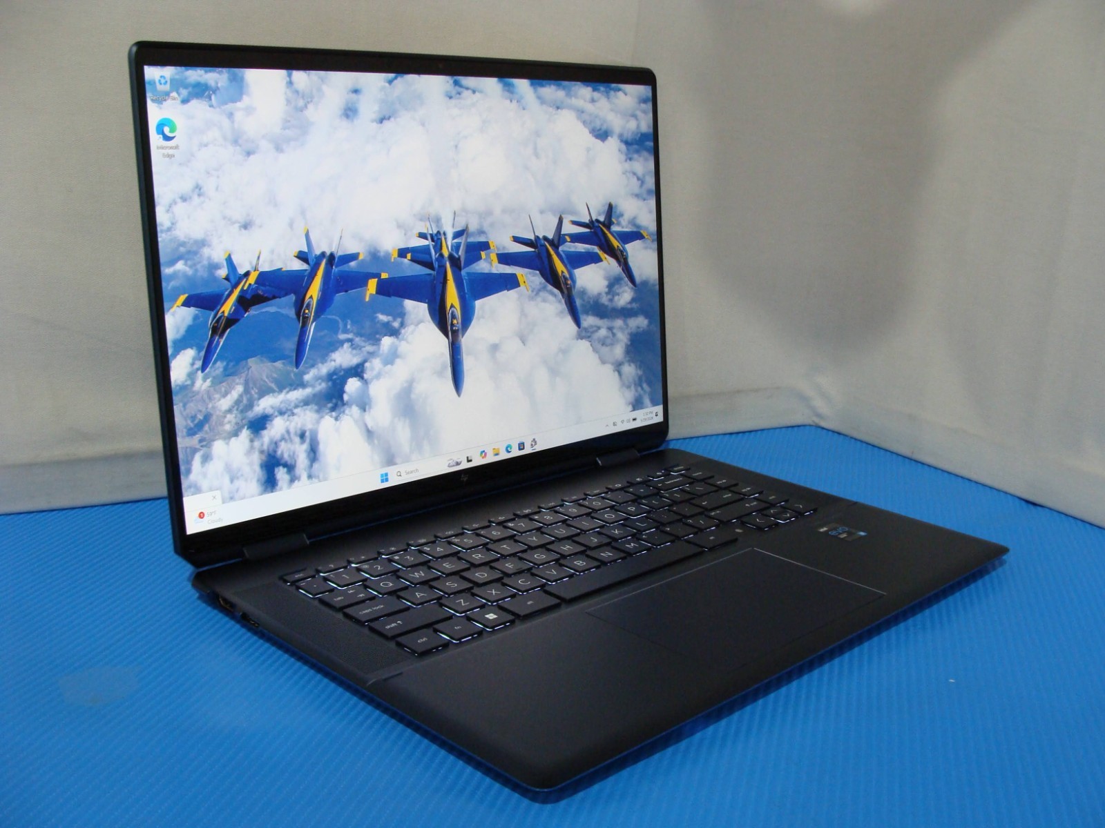 HP Spectre x360 16-f0013dx 16″ 3K+ TOUCH core i7-11390H 3.4GHz 16GB 512GB