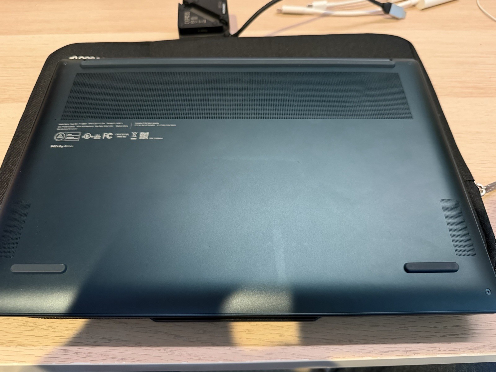 Lenovo Yoga Slim 7x 14.5” OLED Touch 32GB/1tb Snapdragon X Elite Win 11 Pro