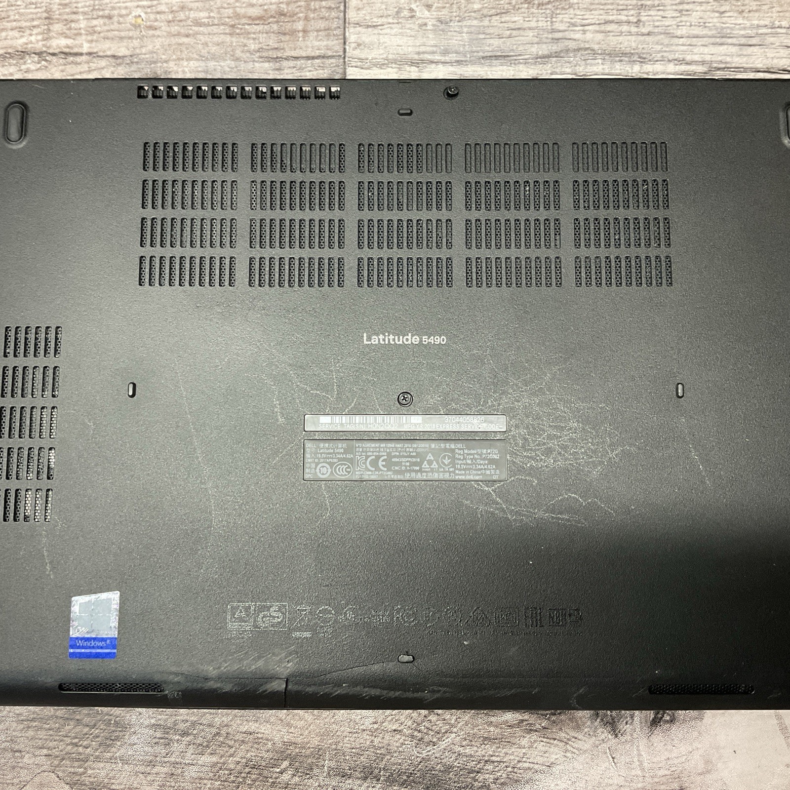 Dell Latitude 5490 / i5 8th Gen / BIOS Unlocked / Cracked Screen / No SSD / O10