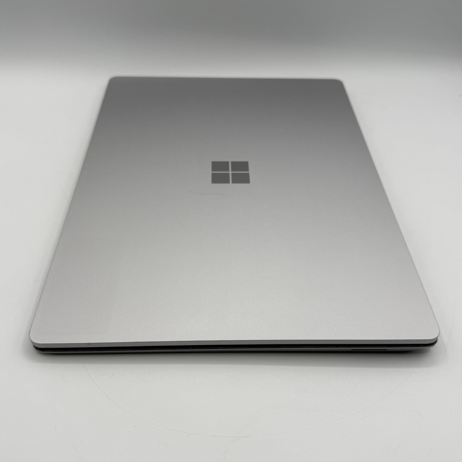 Microsoft Surface Laptop 4 13.5″ i5-1135G7 16GB RAM 128GB SSD Win 11 Pro Touchsc