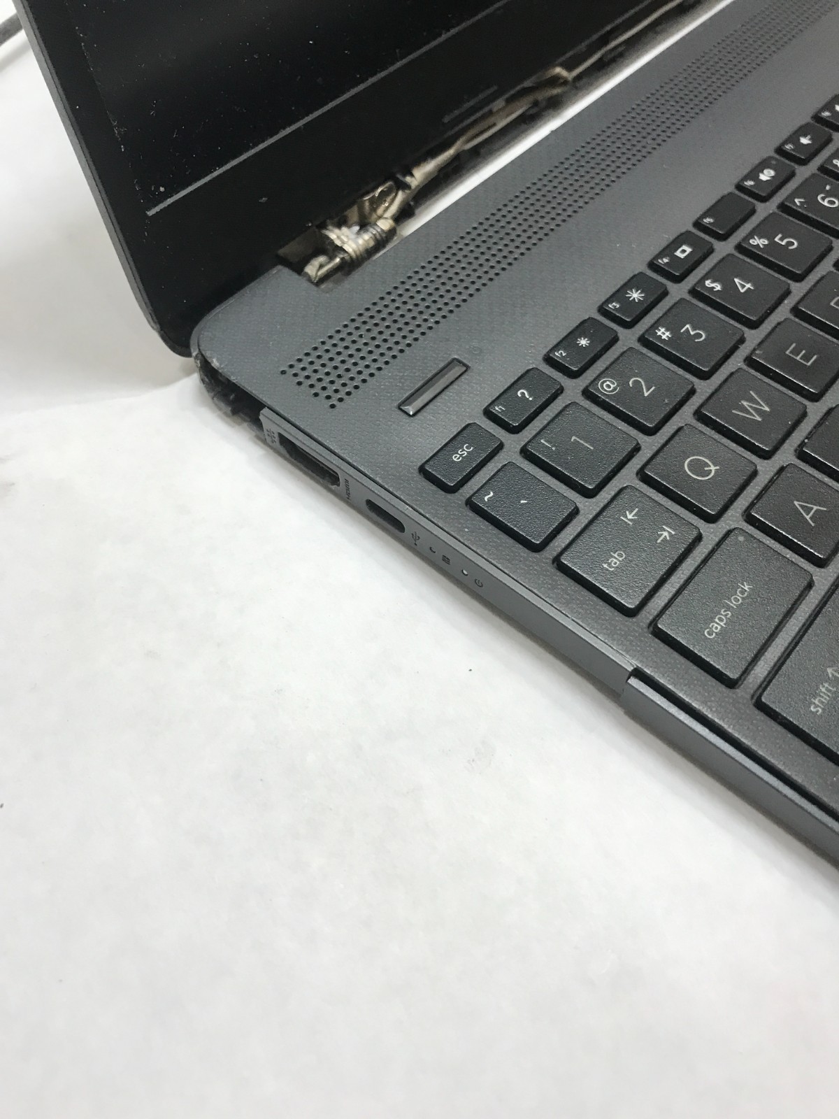 HP 255 G8 15″ Laptop Ryzen 5 NO RAM NO SSD/OS For Parts WILL NOT BOOT – READ -DW