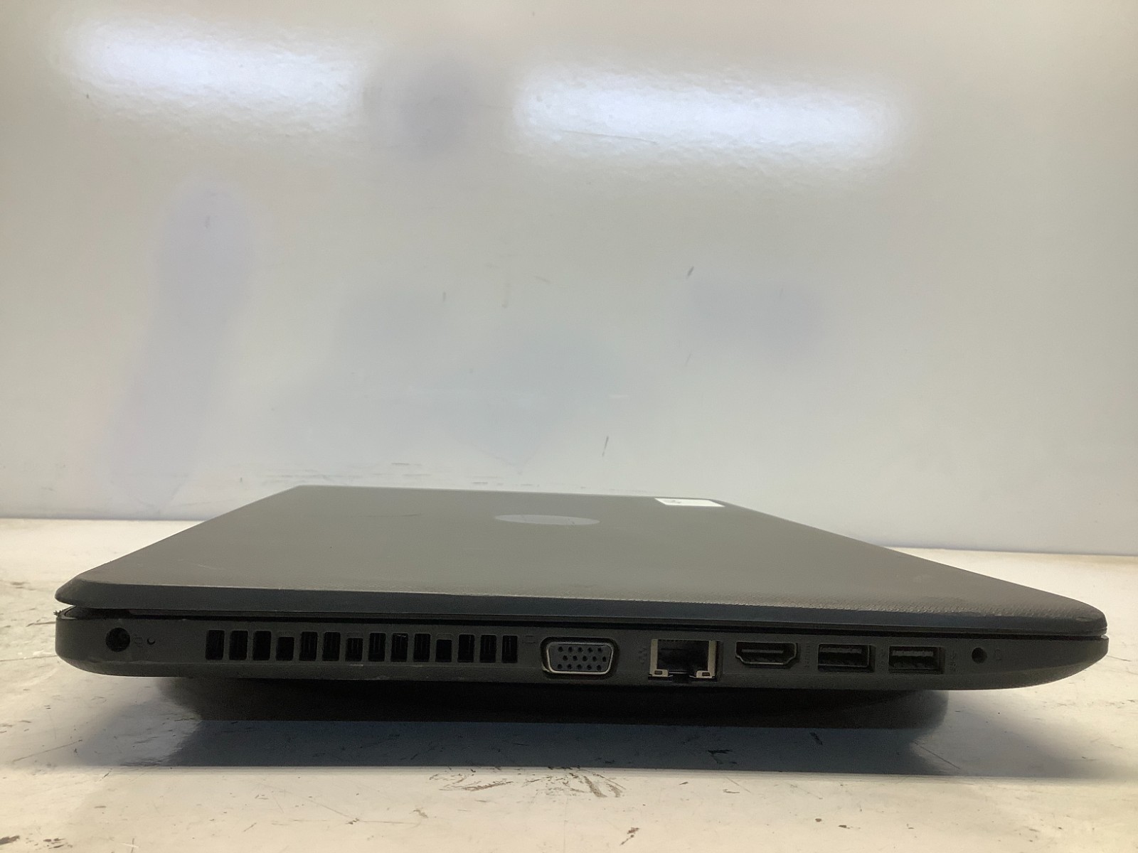 HP 250 G6 Intel i5 7th Gen No RAM NO HDD