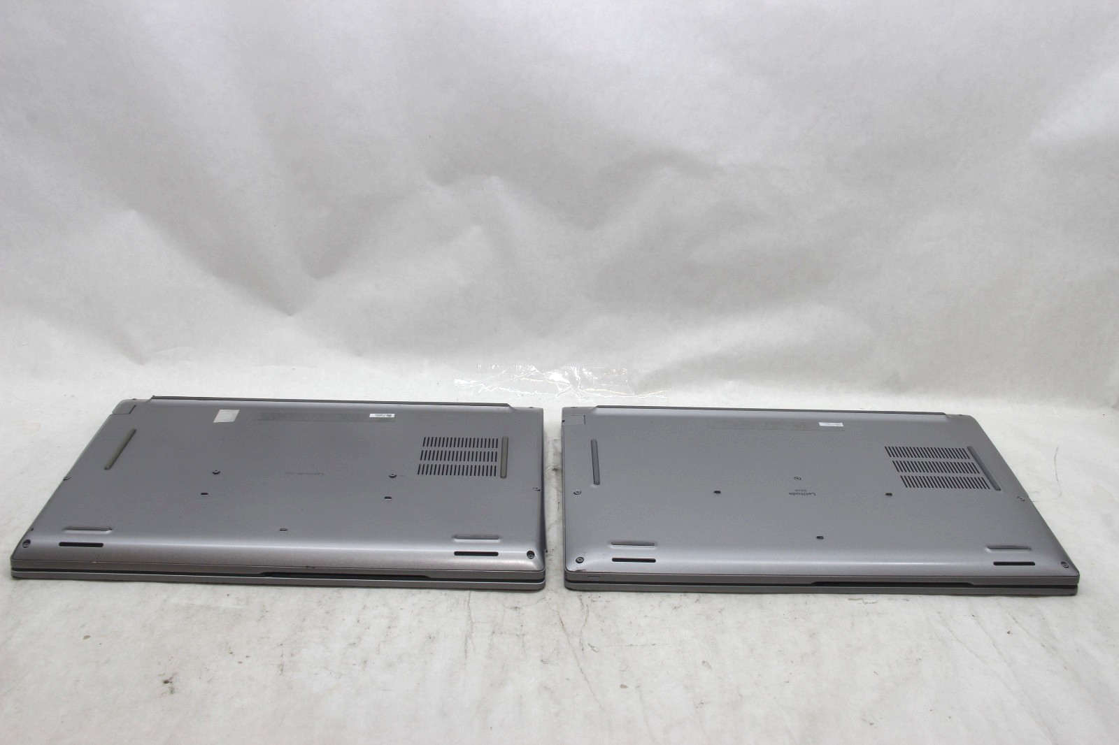 Lot of 1 Dell Latitude 5521 & 1 5530 15.6″ Laptops i7 No RAM NO SSDS AS-IS
