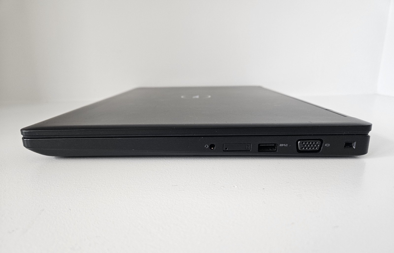 Dell Precision 3520 Core i5-7440HQ 2.8GHz 15.6″ 256GB NVMe 8GB RAM Win 11 Pro