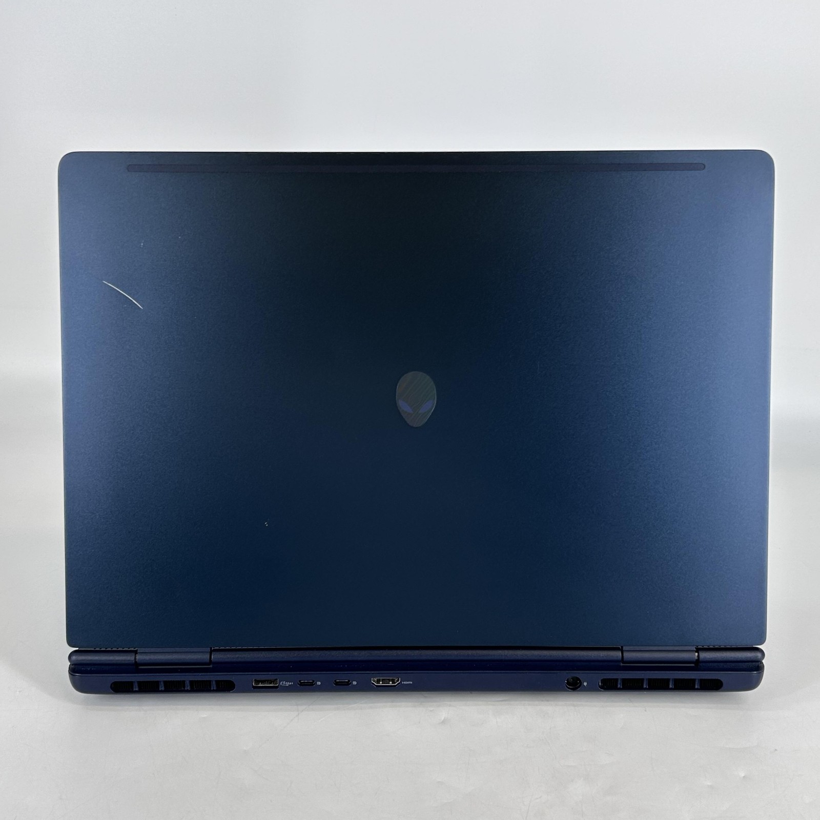 Dell Alienware 16 Aurora AC16250 QHD+ 2.7GHz Intel Core 9 270H 16GB 1TB RTX 5070