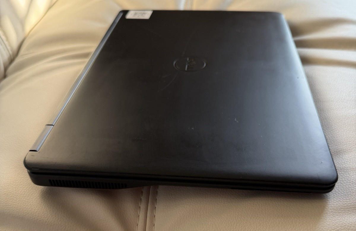 Dell Latitude E7450 14″ Core i7-vPro 2.6GHz 16GB RAM 256GB SSD WIN 11