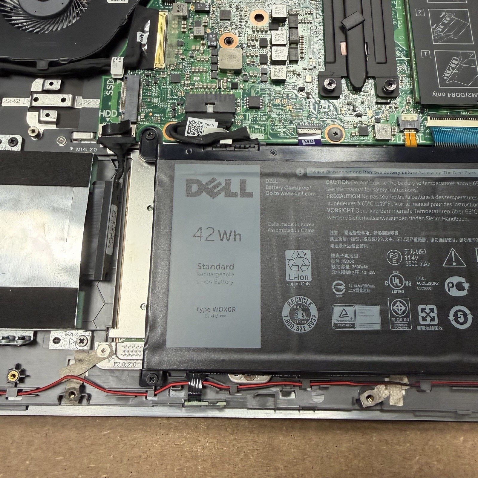 *NO BOOT 2-in-1 Dell Inspiron 7573 Laptop i5-8250u 1.60GHz 4GB RAM No HDD/OS
