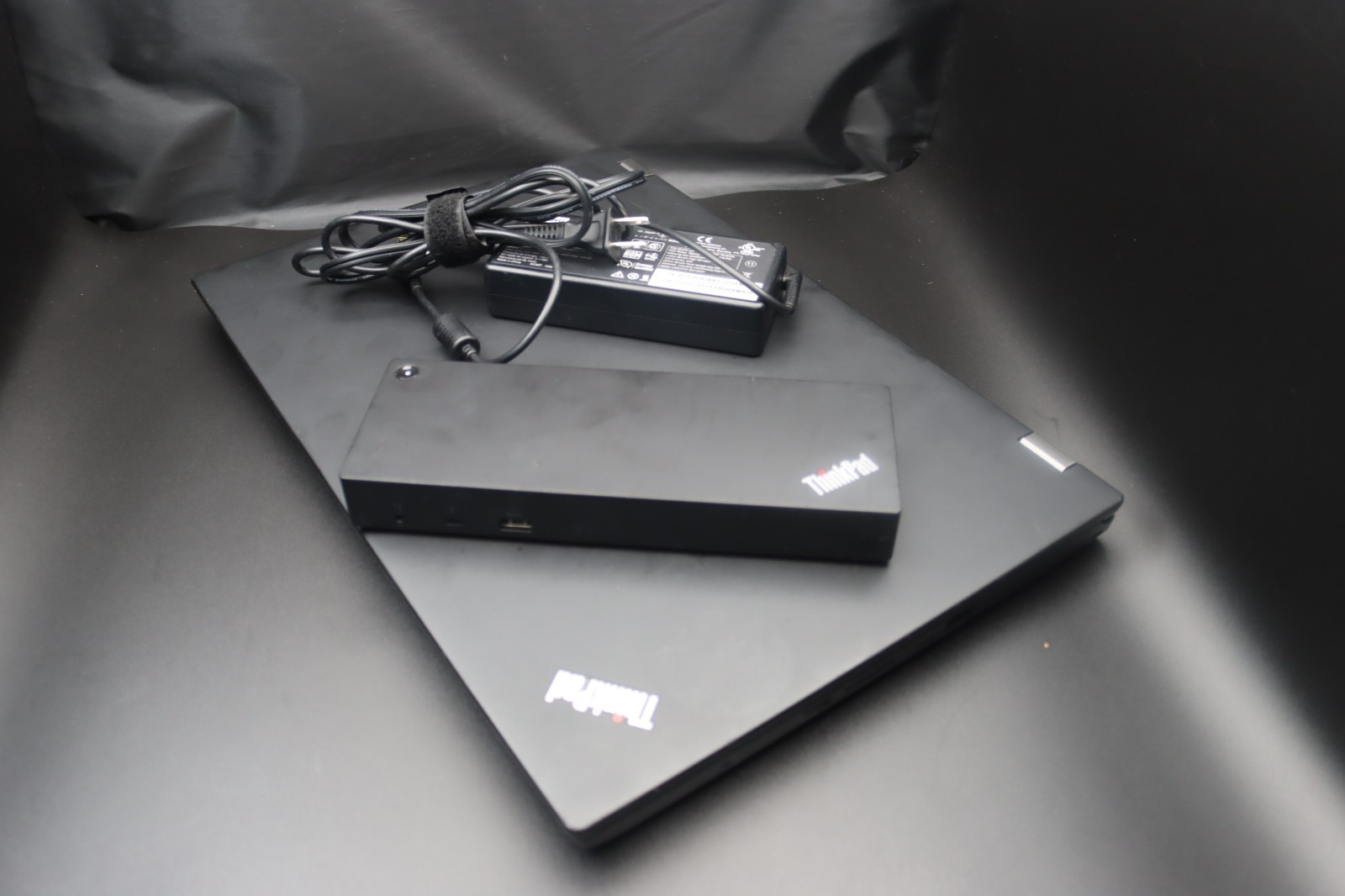 Lenovo P73 Intel i7 9th Gen 16GB RAM 512 GB NVIDIA Quadro T2000 + Dock Station