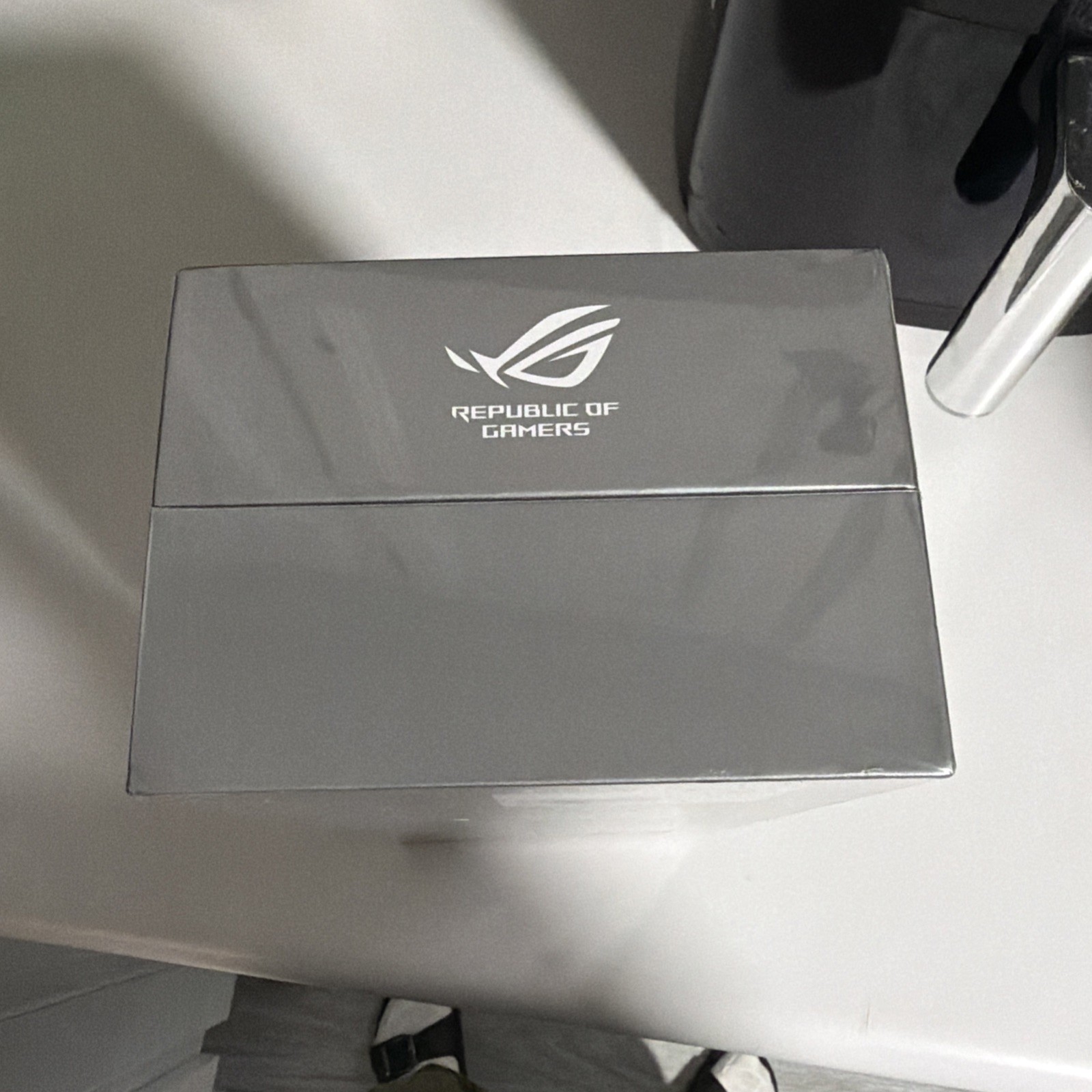 ASUS ROG Ally 7″ 120Hz FHD 1080p Handheld AMD Ryzen Z1 EXTREME 512GB