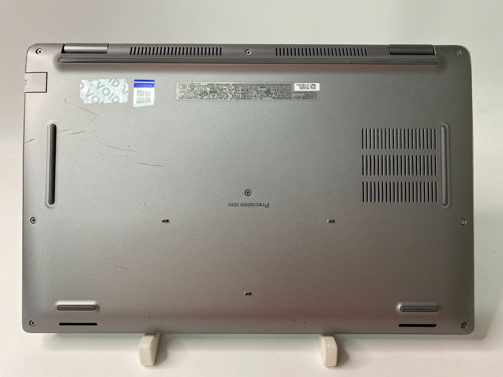 Dell Precision 3560 15.6″ i5-1145G7 8GB DDR4 T500 No SSD Broken “S” Key – PARTS