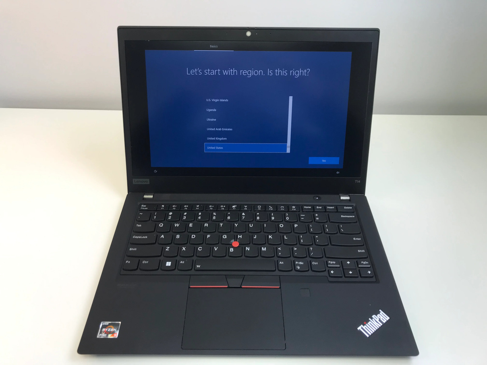 Lenovo ThinkPad P14s G2 21A0001MUS 14″ Workstation – R5 – 16GB RAM – 256GB SSD