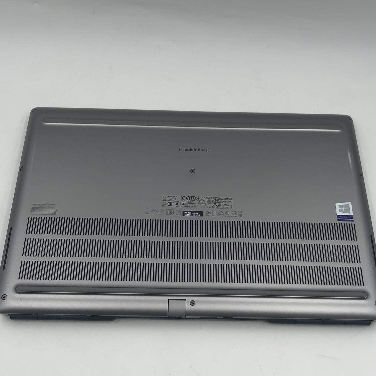 Dell Precision 7550 15.6″ Xeon W-10855M 2.8GHz 32GB RAM 1TB SSD Quadro RTX 3000