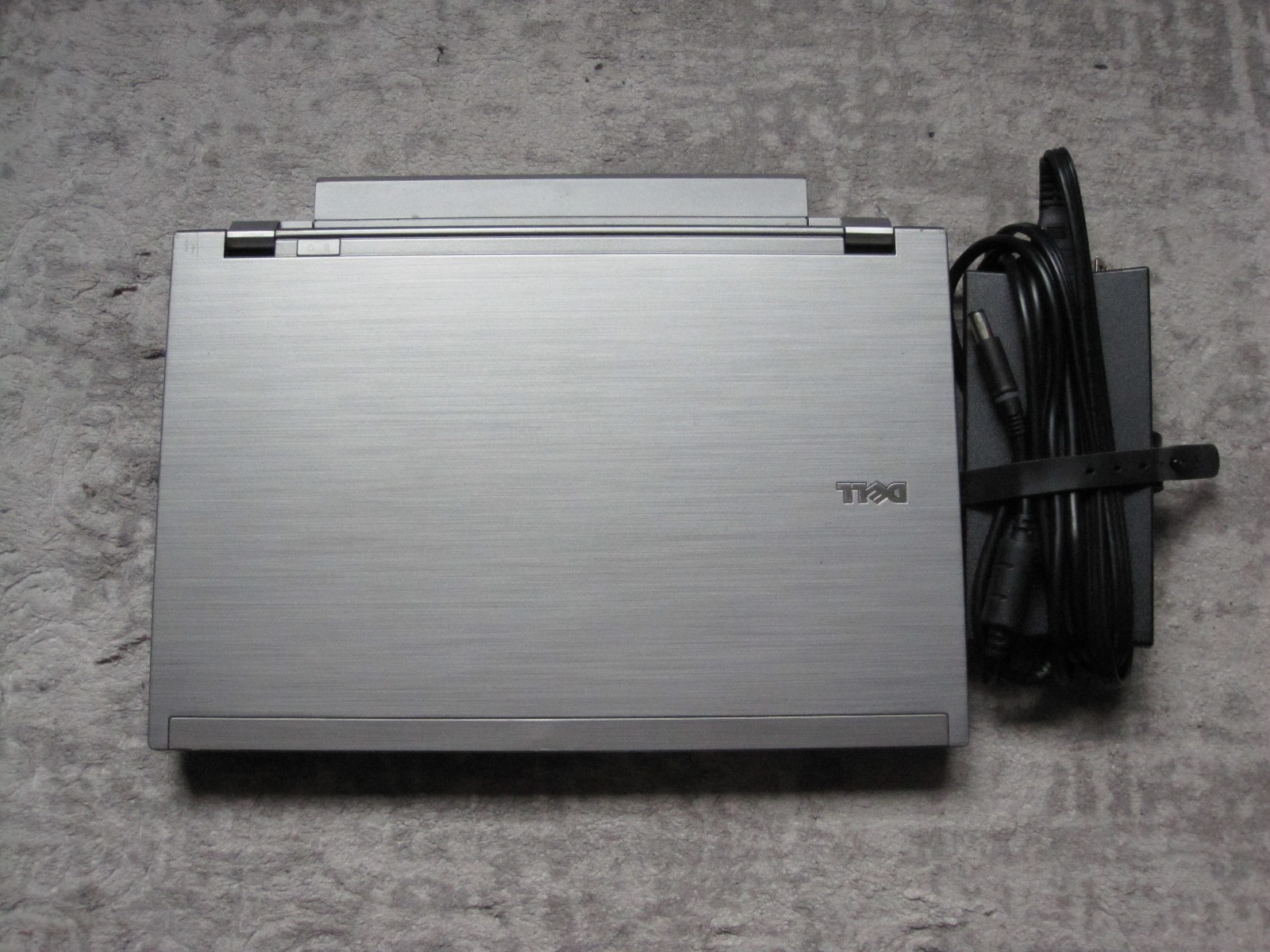 Dell Latitude E4310 Intel i5-540M 2.53GHz 4GB RAM WIN7 PRO