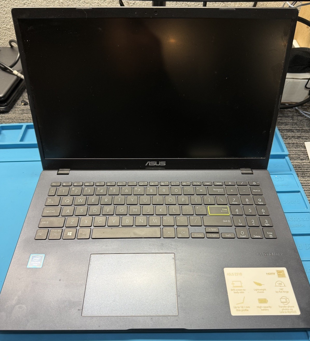 Asus L510m Laptop. May Work. No Charger.