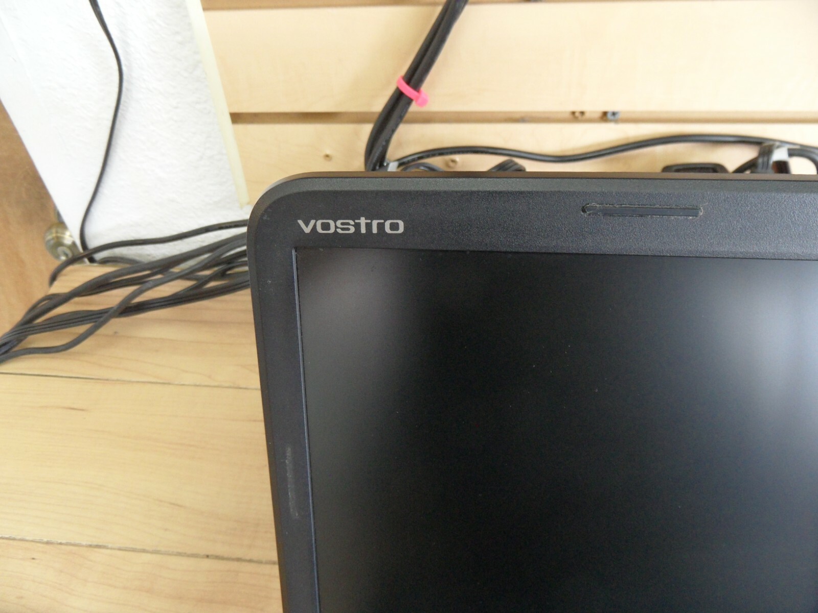 Dell Vostro 2520 For Parts – Did Not Power On – No Hard Drive